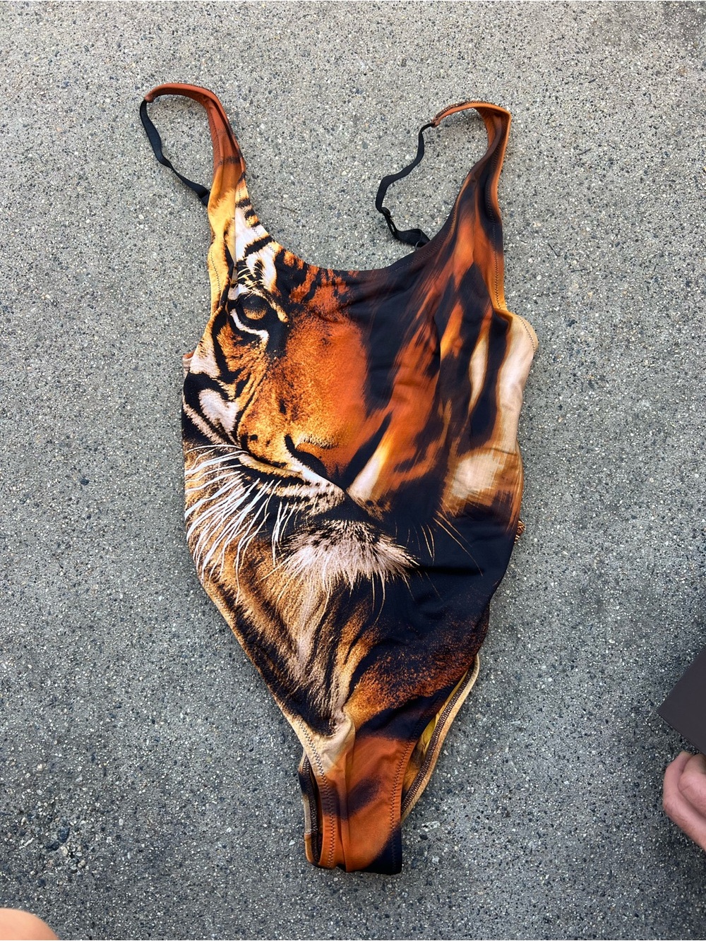 SKIMS x Roberto Cavalli One Piece - Picture 2 of 8